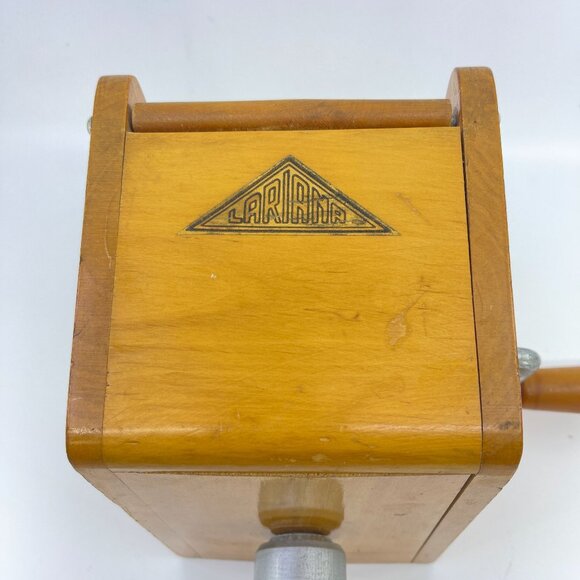 vintage lariana wooden manual hard cheese grater with drawer & crank handle - Picture 5 of 8